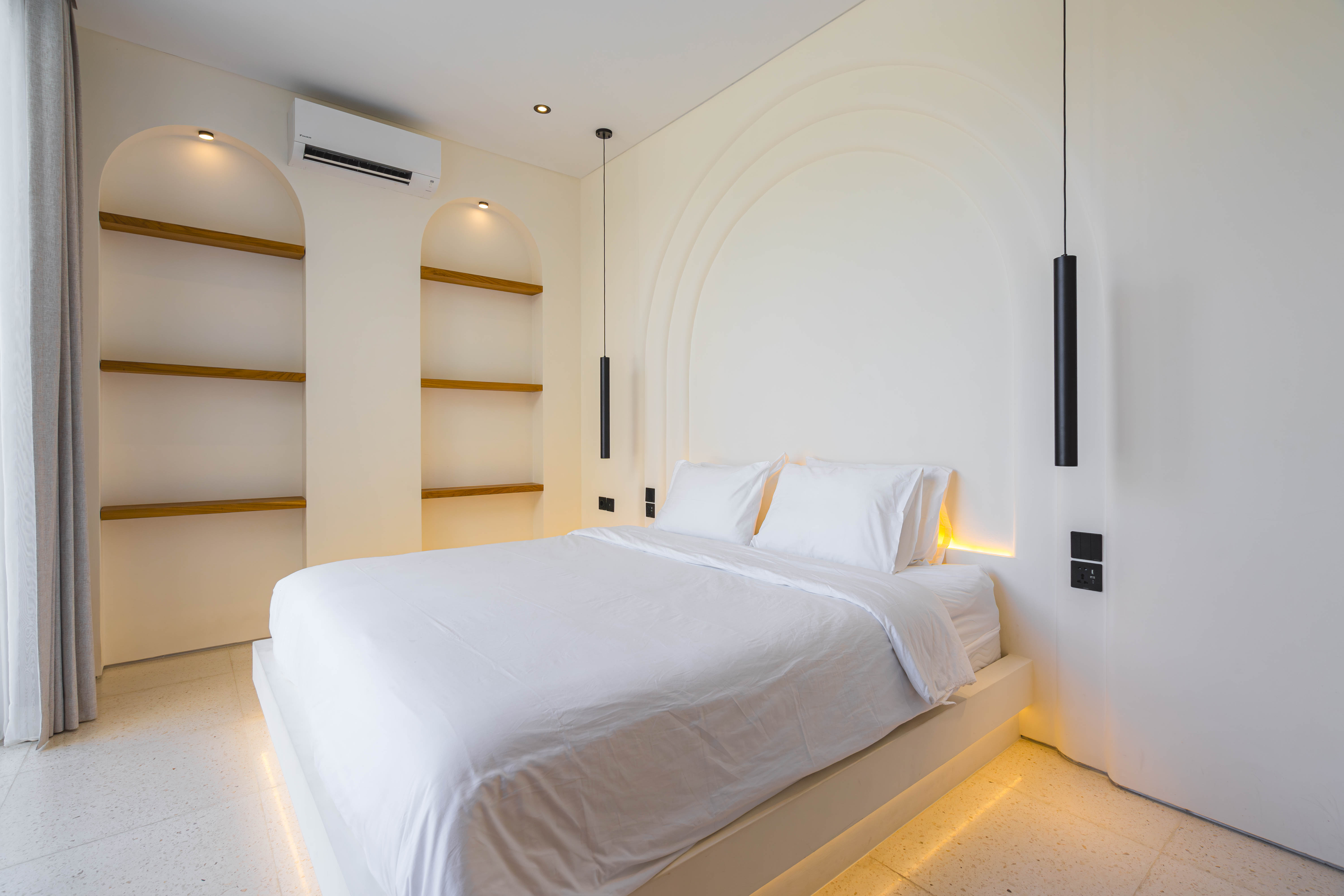 https://adm.balilyfeventures.com/uploads/Property/villa-akari/galleries/01M390YJQVY1Q6K01J80MFS54B.jpg