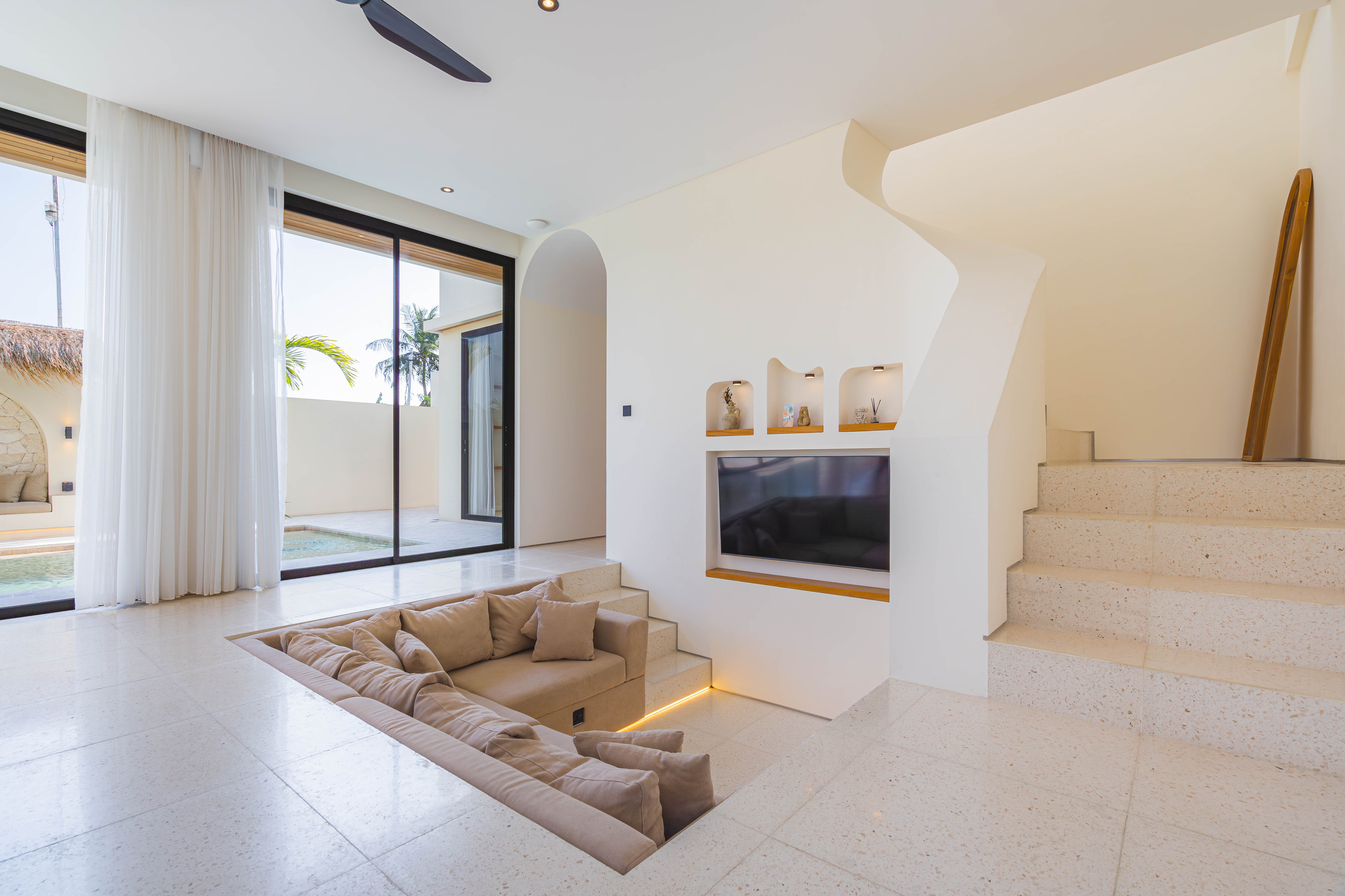 https://adm.balilyfeventures.com/uploads/Property/villa-akari/galleries/01M3918RK04GYN7PVBCNE7T3MT.jpg